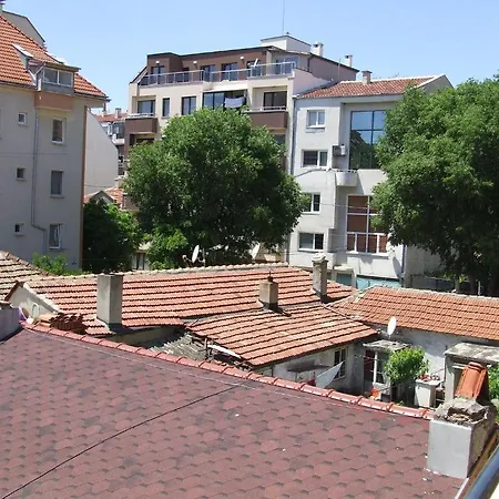 Asparuhov Guest And Vendégház 2*