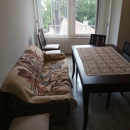 Asparuhov Guest And 2* Várna